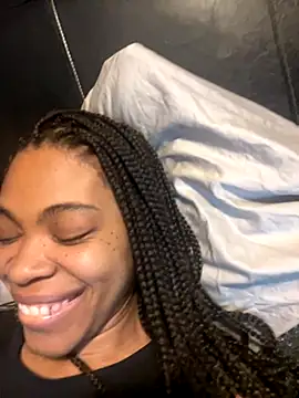 Snapshot of Idonotcherishu chatting on October 29, 7:23 am Idonotcherishu online show from October 29, 7:23 am