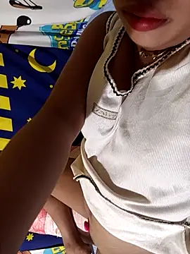 UrSweetAsianLady 02 online show from April 24, 12:52 pm