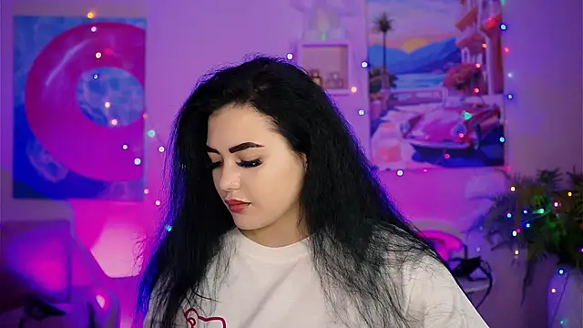 Snapshot of NaomiWilsons chatting on October 13, 8:28 am NaomiWilsons online show from October 13, 8:28 am