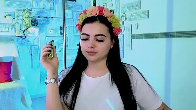 Snapshot of NaomiWilsons chatting on October 14, 9:23 am NaomiWilsons online show from October 14, 9:23 am