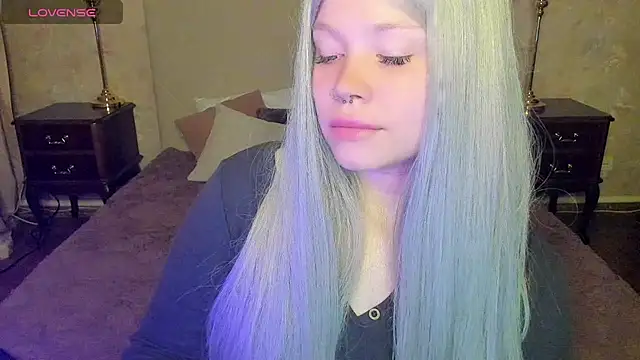 Snapshot of Diana_Dream chatting on September 18, 8:07 pm Diana Dream online show from September 18, 8:07 pm