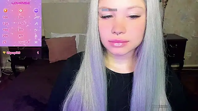 Snapshot of Diana_Dream chatting on October 7, 9:30 pm Diana Dream online show from October 7, 9:30 pm