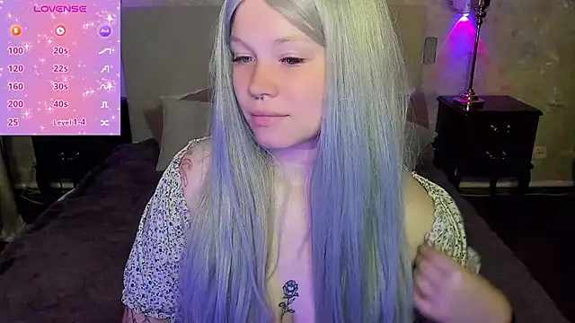 Snapshot of Diana_Dream chatting on September 9, 9:47 pm Diana Dream online show from September 9, 9:47 pm