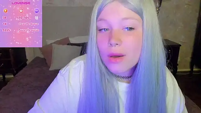 Snapshot of Diana_Dream chatting on September 17, 7:56 pm Diana Dream online show from September 17, 7:56 pm