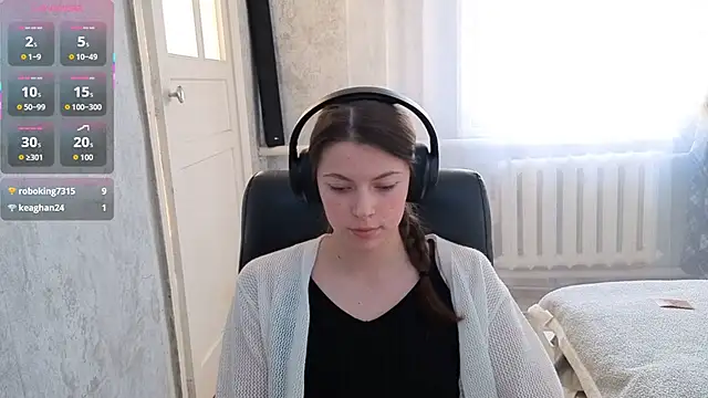 CutieAnny online show from December 1, 4:38 am