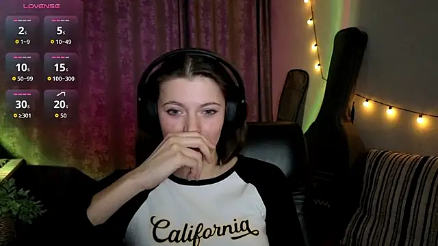 CutieAnny online show from February 26, 8:41 pm