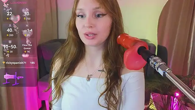 HoneyLace  online show from April 26, 3:54 pm