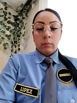 Snapshot of CRISTAL__11 chatting on October 9, 1:37 pm CRISTAL 11 online show from October 9, 1:37 pm
