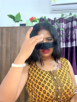 Snapshot of V-Hot-Sweti chatting on October 3, 4:45 pm V-Hot-Sweti online show from October 3, 4:45 pm