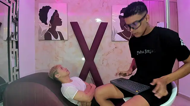 GRETTY BOYS online show from January 9, 7:35 am