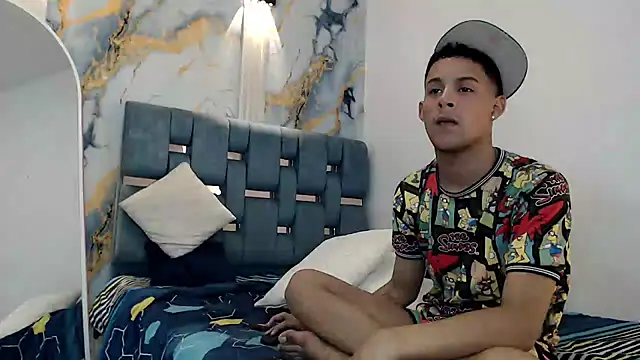 GRETTY BOYS online show from December 20, 7:45 am