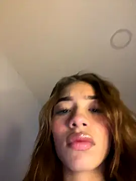 Snapshot of Sophia_Queen03 chatting on September 22, 5:39 am Sophia Queen03 online show from September 22, 5:39 am
