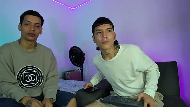 twinkDuohot online show from April 26, 1:03 am