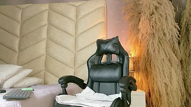 samiradoll online show from November 20, 3:51 am