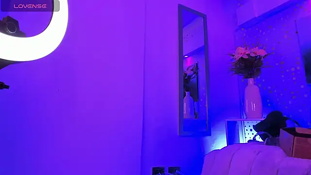 ArianaSantana online show from September 17, 12:47 pm