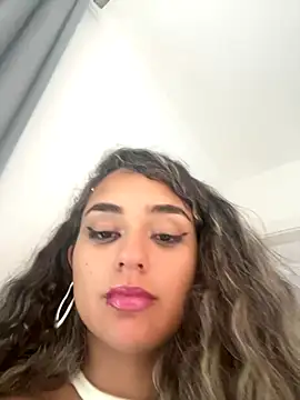 SereiaS online show from December 19, 9:01 am