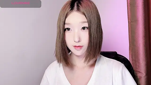 Snapshot of Winnie666- chatting on October 29, 11:58 am Winnie666- online show from October 29, 11:58 am