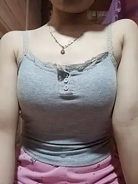 LucyyLy online show from July 7, 7:34 am