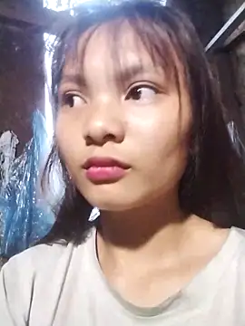 Snapshot of Senh_xxx chatting on October 8, 10:41 am Senh xxx online show from October 8, 10:41 am