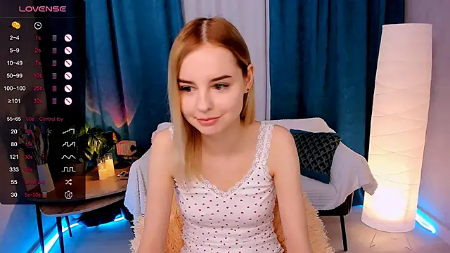 LillianShine online show from February 21, 9:21 am