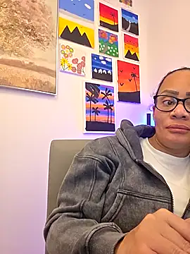 Snapshot of sugarsweetie8000 chatting on October 27, 8:03 pm sugarsweetie8000 online show from October 27, 8:03 pm