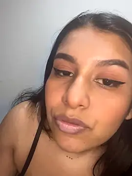  Chloe Smith online show from September 22, 4:44 am