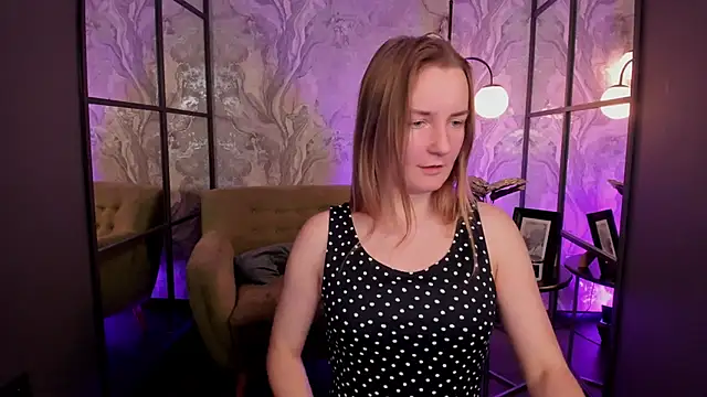 MeggySun online show from December 1, 1:25 pm