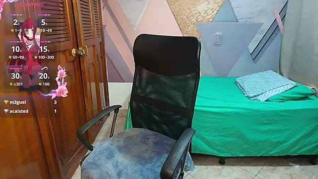 lucyy latin online show from March 9, 7:39 pm