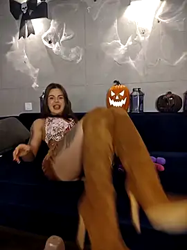 BabyFaceMia online show from October 29, 7:27 pm