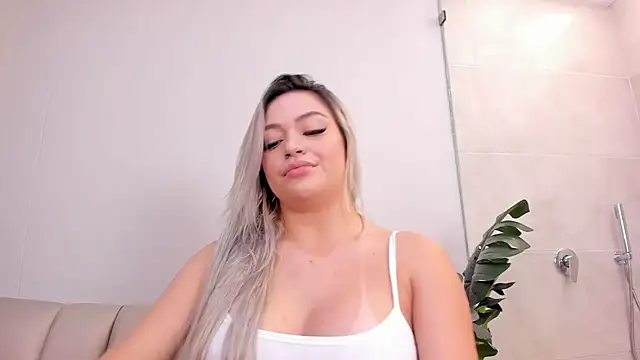 milaowens online show from June 6, 1:17 pm