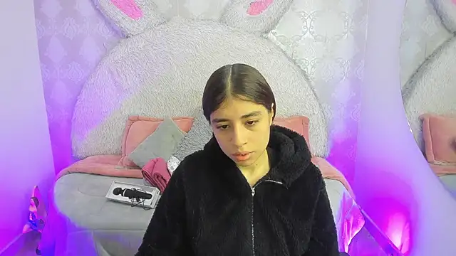 Gaby louse online show from April 20, 7:28 pm