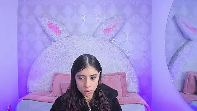 Gaby louse online show from April 25, 6:38 pm