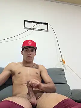 Snapshot of spicyboysvenezuelan chatting on September 22, 10:35 am spicyboysvenezuelan online show from September 22, 10:35 am