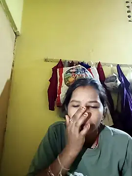 Snapshot of Jaya_Iyer chatting on September 14, 12:52 am Jaya Iyer online show from September 14, 12:52 am