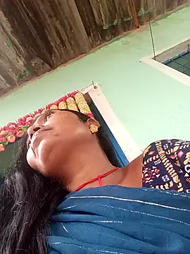 Jivika Jaiswal online show from October 27, 4:52 am