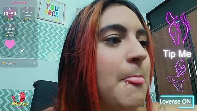 Snapshot of EmilyCoy_ chatting on September 20, 2:43 am EmilyCoy online show from September 20, 2:43 am