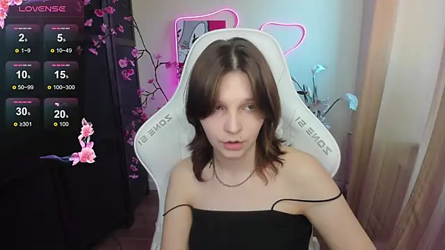 AudreyyKim online show from April 25, 12:52 pm