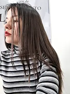 CHARLOTTE  05 online show from November 3, 1:59 pm