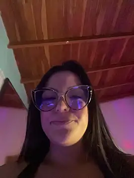 alilith online show from November 18, 6:31 pm