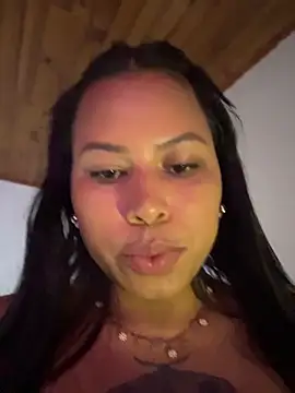 Michluxe 69 online show from April 27, 3:14 am