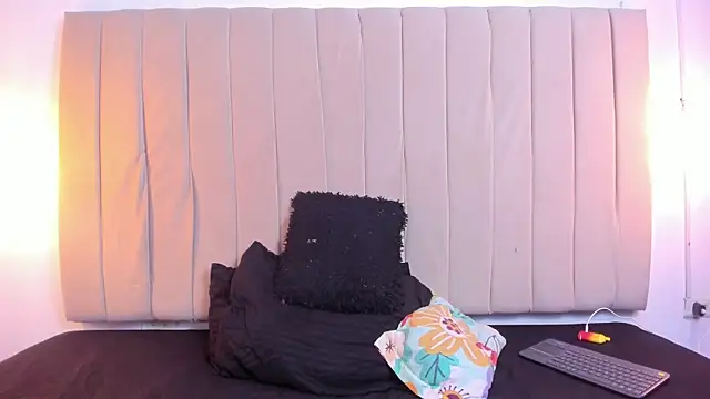 escar let online show from February 18, 5:06 am