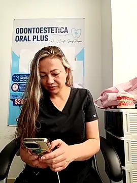 Madisson-04  online show from April 24, 3:26 pm