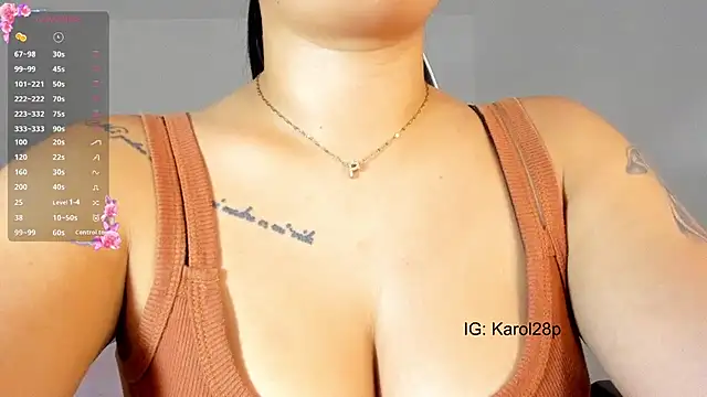 Snapshot of carol777p chatting on October 9, 6:23 pm carol777p online show from October 9, 6:23 pm
