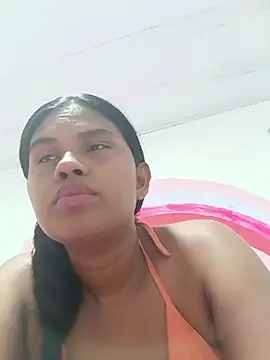 julietta1453 online show from May 7, 5:23 am
