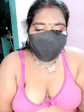 Snapshot of chubby_babitha-telugu chatting on October 19, 5:26 pm chubby babitha-telugu online show from October 19, 5:26 pm