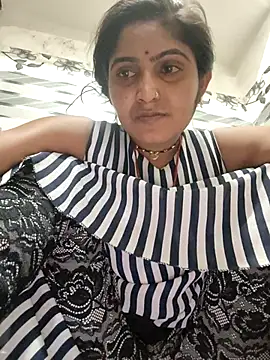 LUCKY cut online show from April 14, 6:08 pm