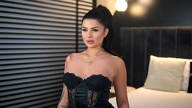 KylieKroftt online show from March 10, 8:46 pm