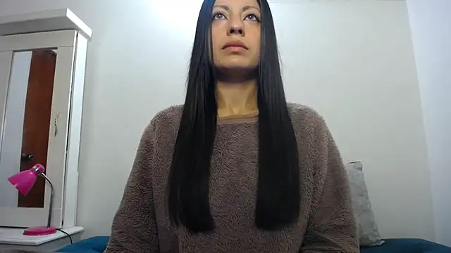 Snapshot of Taylormegan chatting on October 5, 2:38 am Taylormegan online show from October 5, 2:38 am