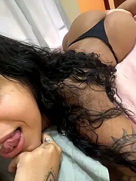 luasweett online show from January 11, 3:50 pm