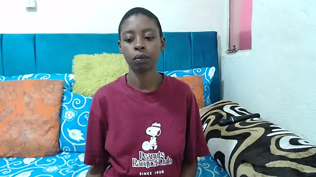 SweetSlenderChoc online show from April 24, 6:00 pm